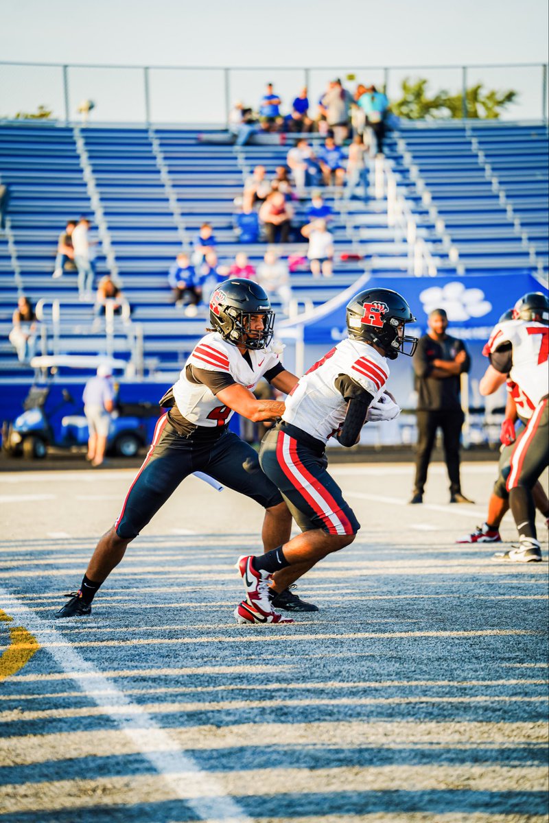 I’m thankful for my quarterback Ryan Davis ❤️‍🔥#ThankfulThursday <a href="/RVille_Football/">Roseville Football</a>