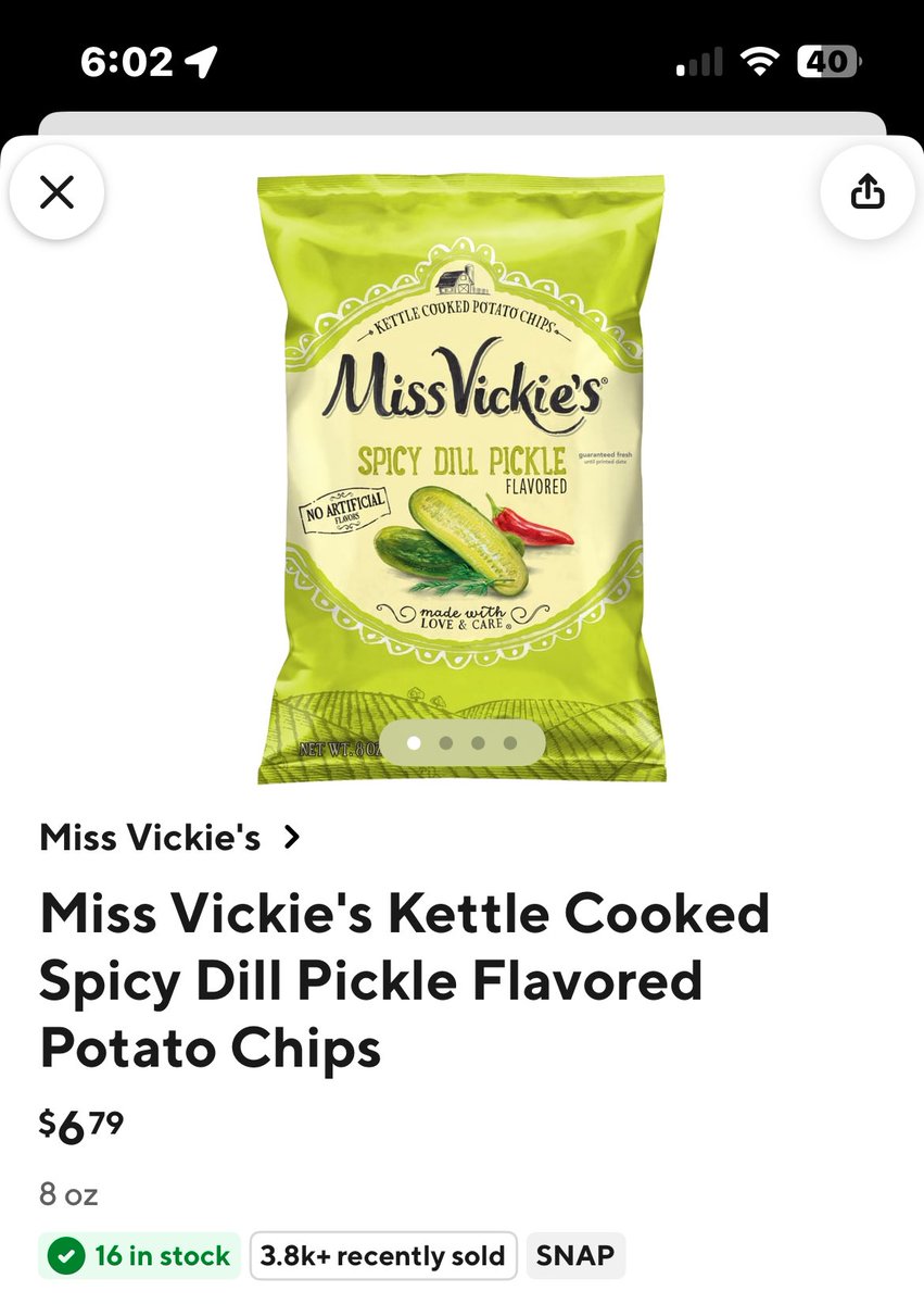 d0somethjng's tweet image. Love being a girl bc why am I Crying over the price of chips