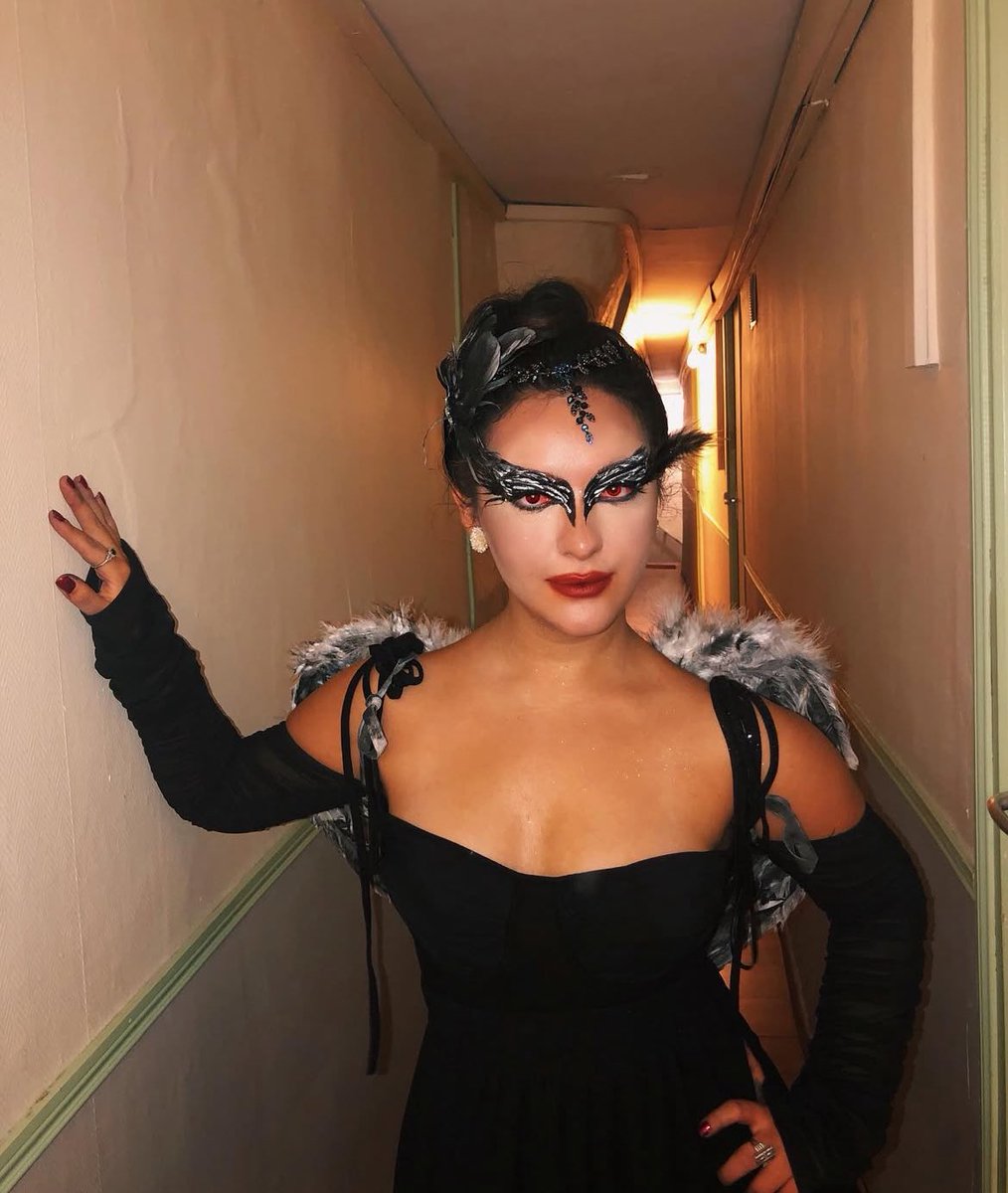 thunderstoxms's tweet photo. it gives me absolutely no pleasure to announce that my iconic halloween costume run is over… i literally have no idea what i want to be, but there was a time… https://t.co/pYPTlXZw6F
