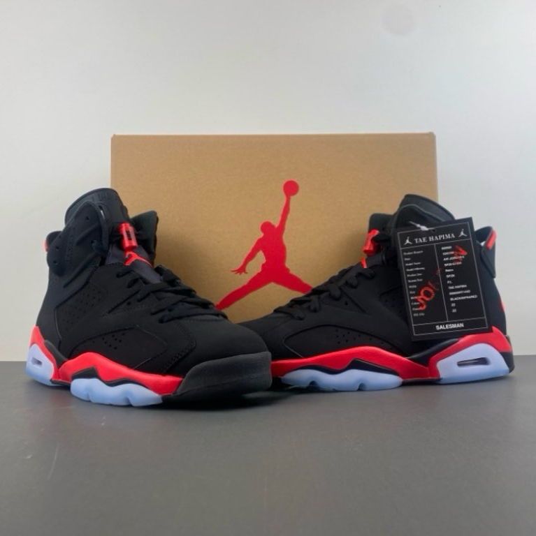 JustFreshKicks's tweet photo. CLOSER LOOK: Air Jordan 6 Retro "Reverse Infrared" (2026) 🥵 https://t.co/JIQatT6PoI