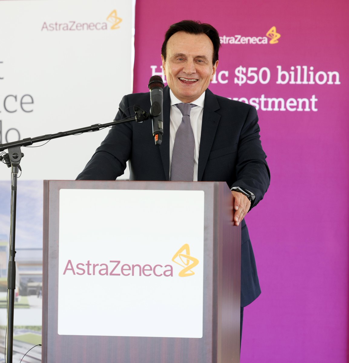 AstraZenecaUS's tweet image. #News Today we announced our plans to invest $4.5 billion in a new manufacturing facility in Virginia. This includes a proposed $500m increase to support enhanced manufacturing capability, driving life sciences innovation and economic growth: spr.ly/6012As4Qw