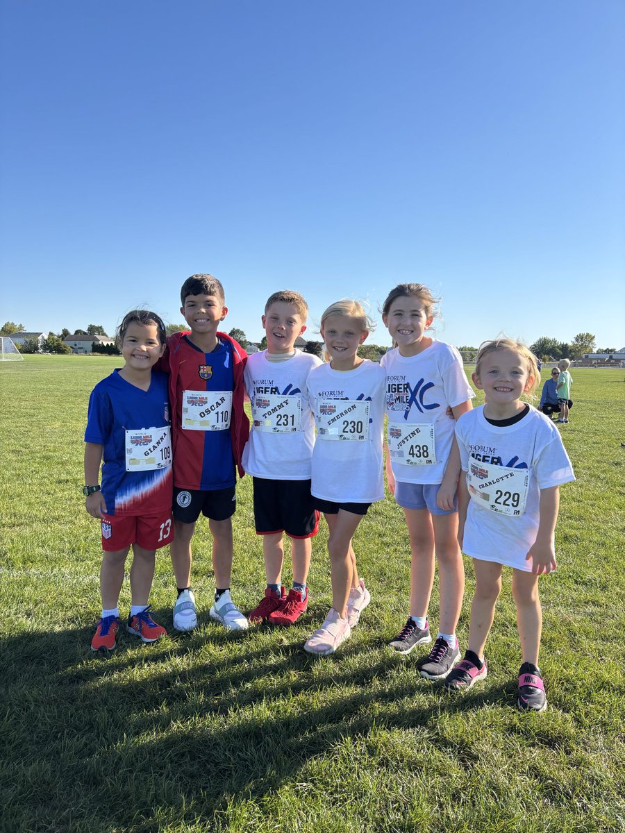 NBE_PE's tweet photo. #ligermile  time⌚️ and we are so #bulldogproud of all the #bulldogs that participated in this event! Lots of hard work, smiles and fun 🤩.  @NBEbulldogs @HSESchools @HSECrossCountry https://t.co/tcQNIdyOwP