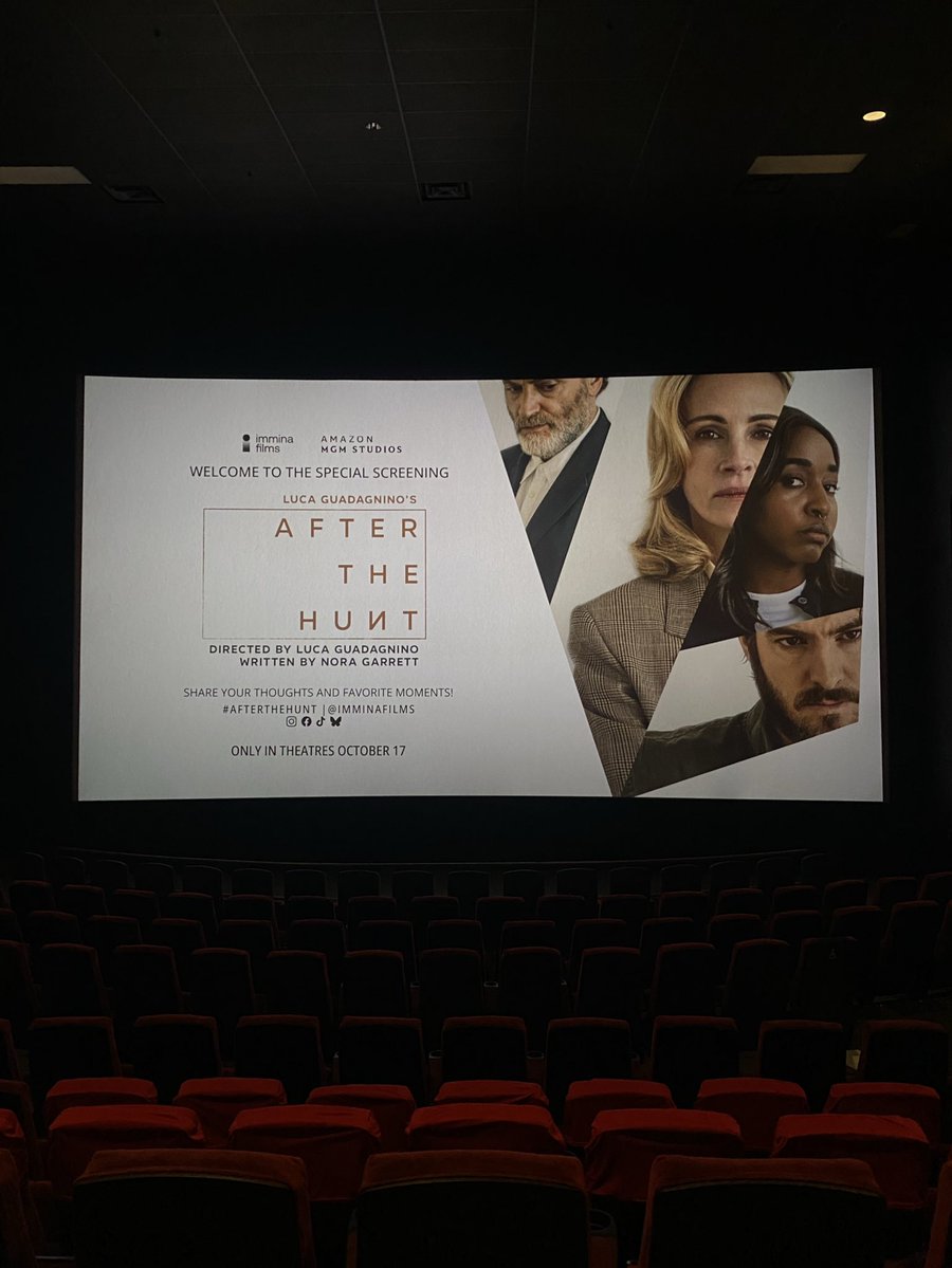 mstowe_'s tweet image. #nowseated let’s see what this is all about