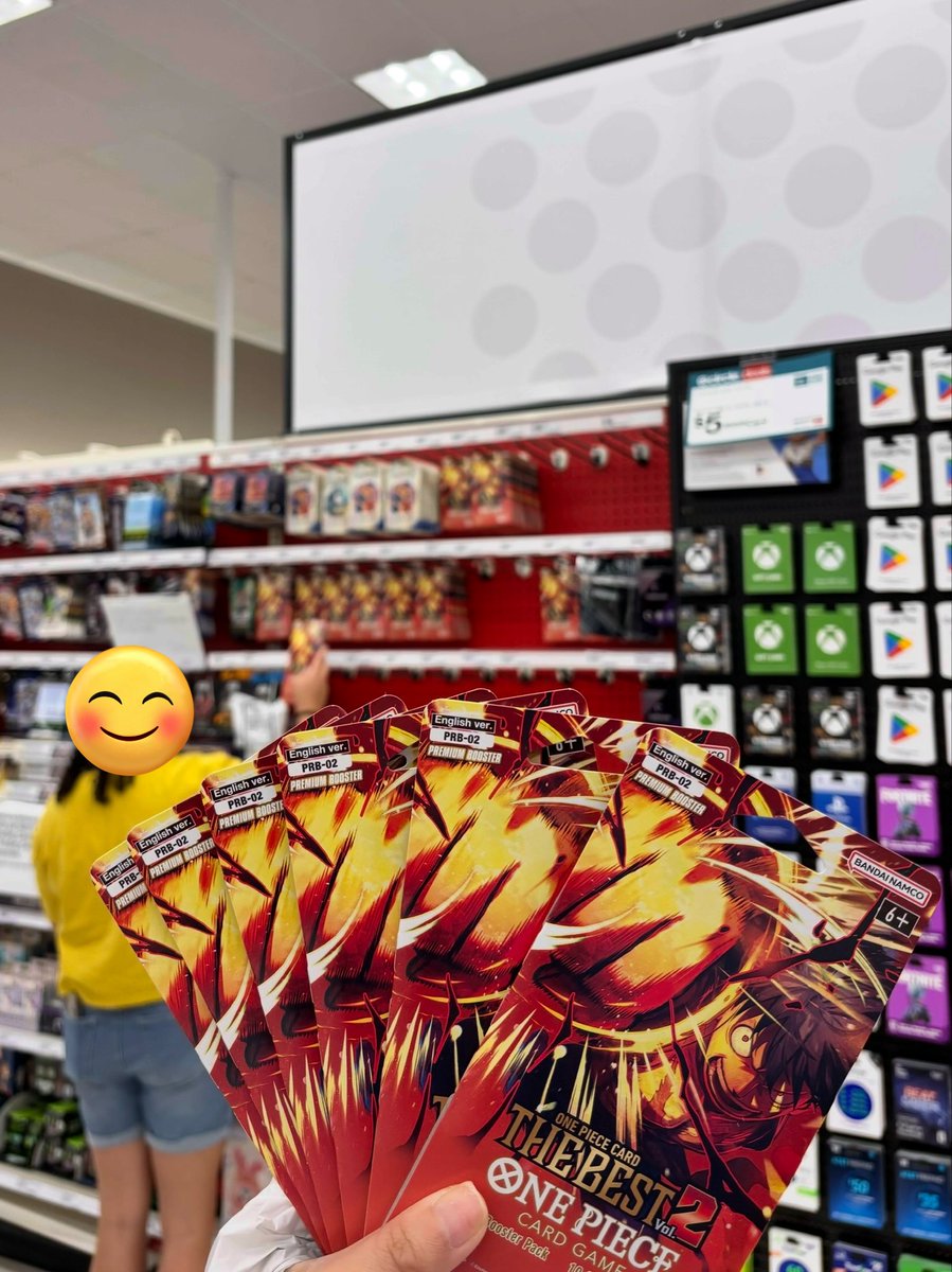 Kathy Le tweet media