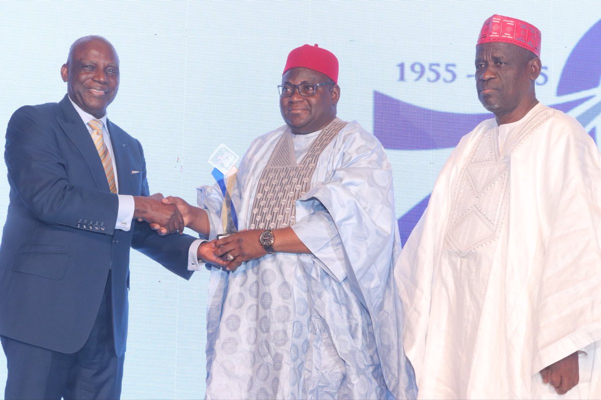 waiyaibrahim's tweet image. Today, Thursday, October 9th, Oct. 2025, I have the honour of representing His Excellency, Alhaji Abba Kabir Yusuf, the Executive Governor of Kano State, alongside Hon. Haladu Mohammed, Technical Adviser on Education Reforms, as His Excellency was honoured with an award of…