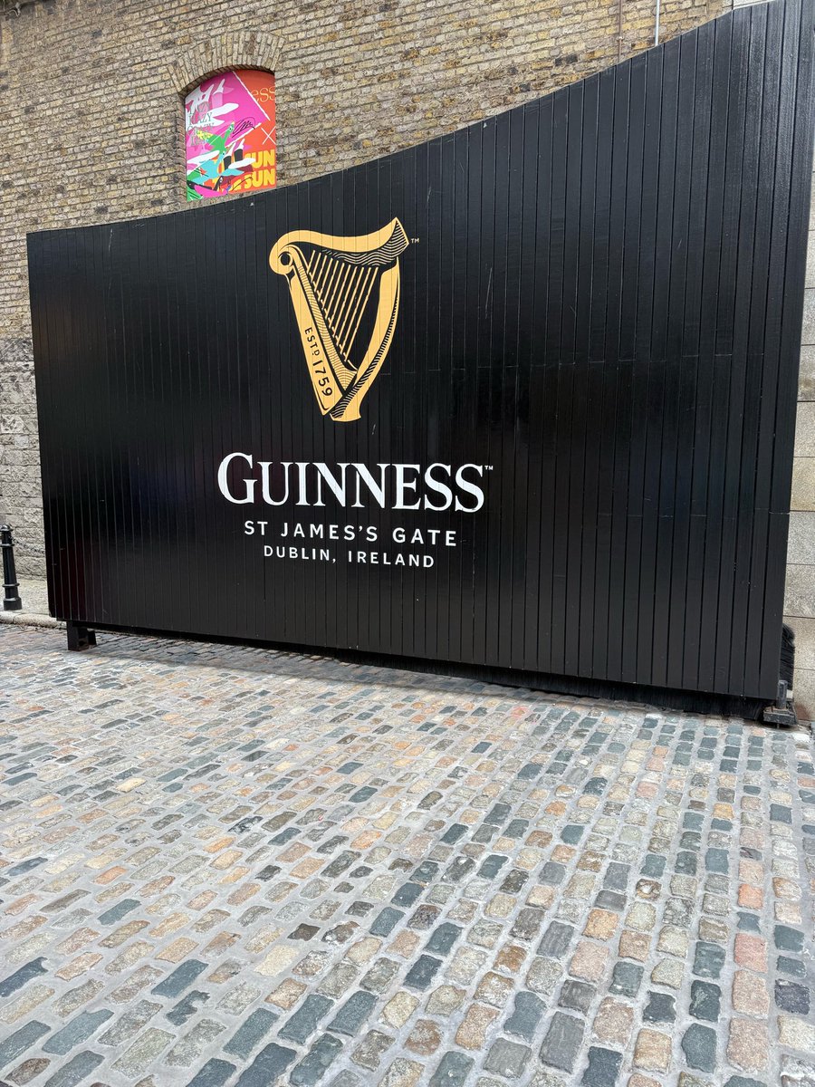 maresp601's tweet photo. @Lillianna277 Some pics from Ireland 😀 https://t.co/OMId808jcK