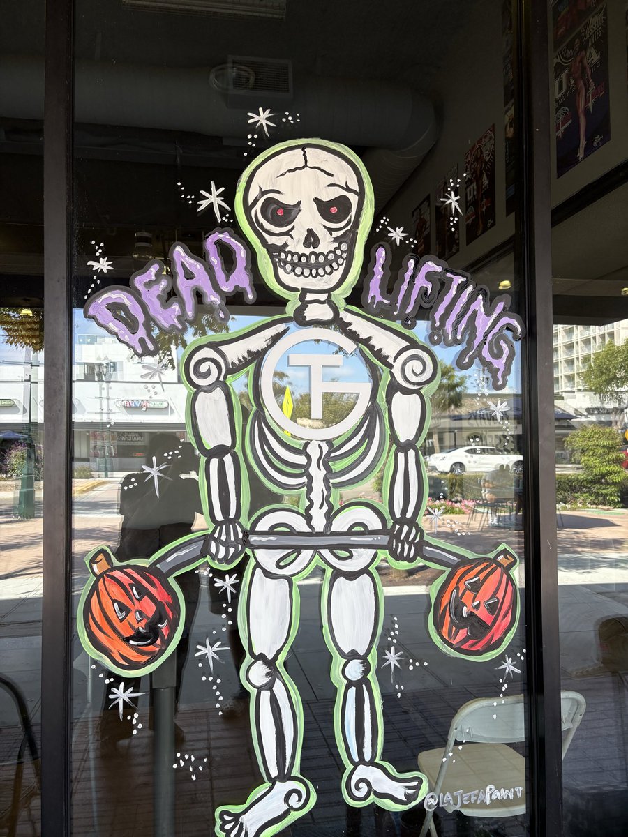 _Sweet_Lady_K's tweet photo. Some Third Ave windows✨🌊🩷🎃 https://t.co/yubZ3xEGCM