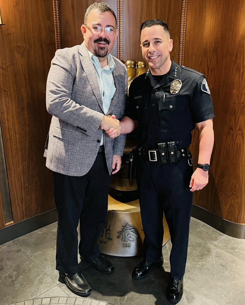 Alliance VP Greg Martayan met w/ Glendale Police Department Chief Manny Cid. 🚔 Under his leadership, <a href="/MyGlendale/">City of Glendale, CA</a> remains one of the safest cities in the Western U.S.  We recognize the vital role of public safety in supporting a thriving business &amp; economic environment. 💼✨