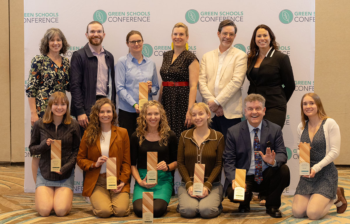 ⭐ 🫡 Good news, changemakers: you’ve got more time! ⏳
We’ve extended nominations until Oct. 15!
There’s still time to celebrate outstanding:
📌Student Leaders
📌Business Leaders
📌Policy Makers

🔗 Submit your nomination → lnkd.in/ep-a32Y6