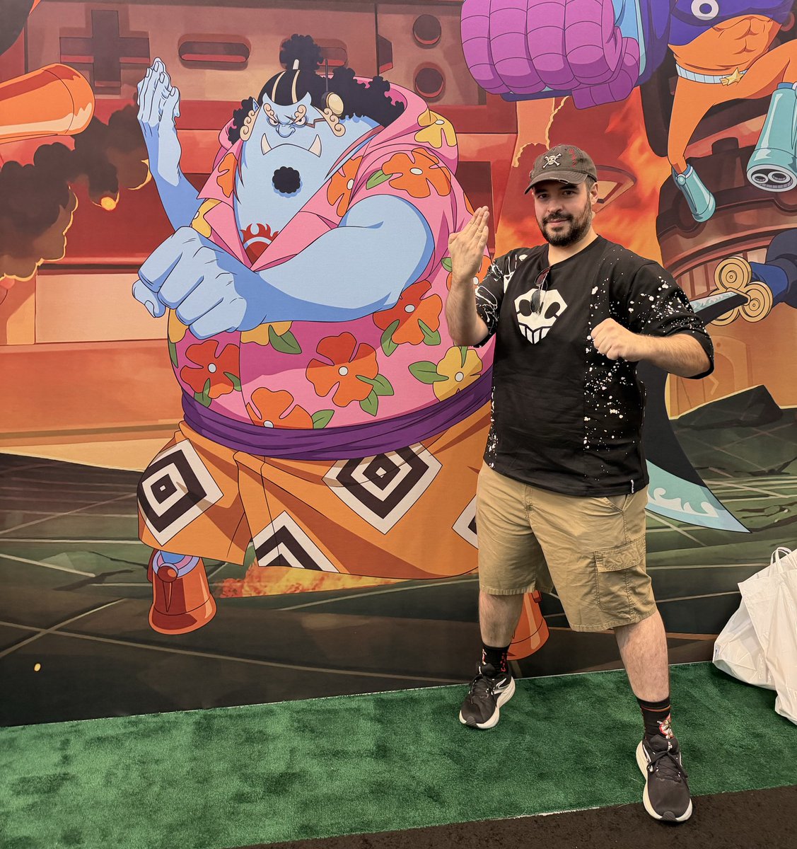 Day 1 of NYCC in the books!

I have plenty more photos to post, but that’s for another time.

Heading over to <a href="/OS_NewYorkCity/">OS NYC</a> to check out <a href="/InvincibleVS/">Invincible VS</a> next!