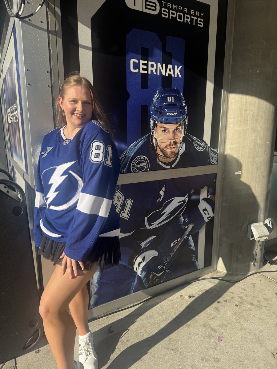 jenn 🩵 tweet media