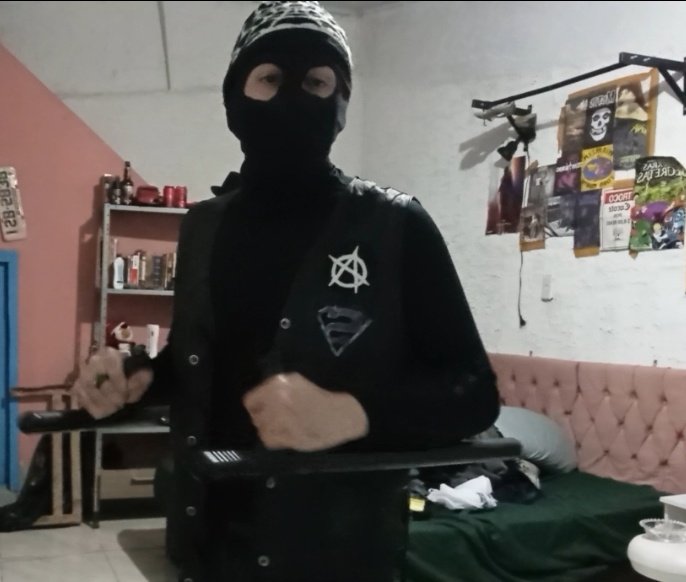 bakunin_brocha's tweet image. Pq ngm nunca tentou ser um vigilante?
#kickass