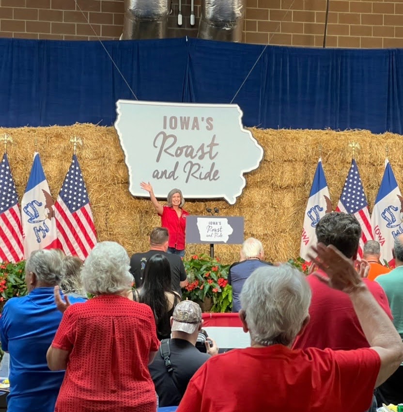 joniernst's tweet image. #TBT

Throwback to last year’s Roast and Ride! I can’t wait to do it all again this Saturday!

Don’t miss out on any of the fun! Get your tickets now: RoastandRide.com

See you there! 🐷🏍