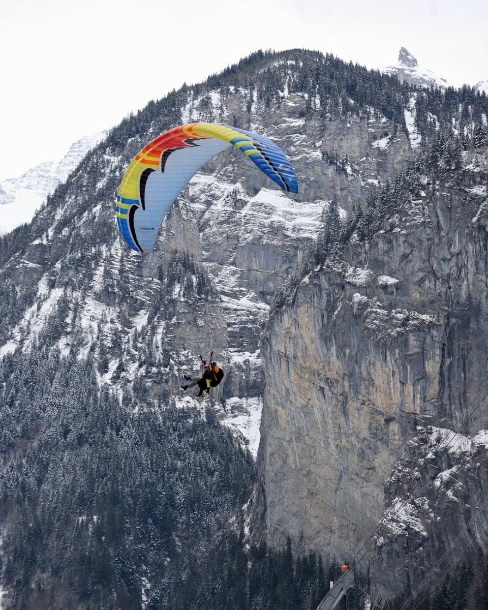 Tripadvisor's tweet image. If you think a little cold weather is gonna stop me from paragliding over the Lauterbrunnen Valley, you are mistaken. tripadv.sr/48FRjET