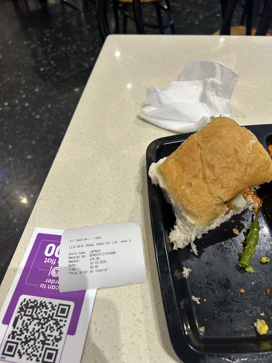 pinki281007's tweet photo. @AdaniOnline @gautam_adani All good deli outlet owned by Adani one at Mumbai Airport terminal 2 sells packed vadapav (2pcs) at 470/- rupees. This is insane pricing. Transit passengers like me ditched brands like Starbucks to local favourite &amp; paid crazy. Don’t loot ur own public. https://t.co/QAYERkeXl7