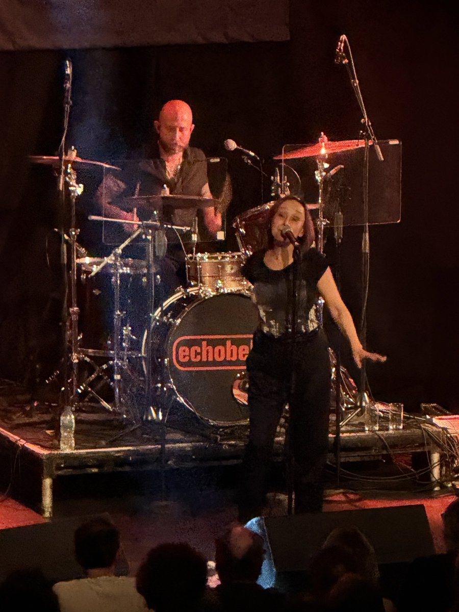 Incredible to see Echobelly tonight after all these years. Still the best voice in Britpop and an excellent band. Komida’s sound system wasn’t the best but still a pleasure.