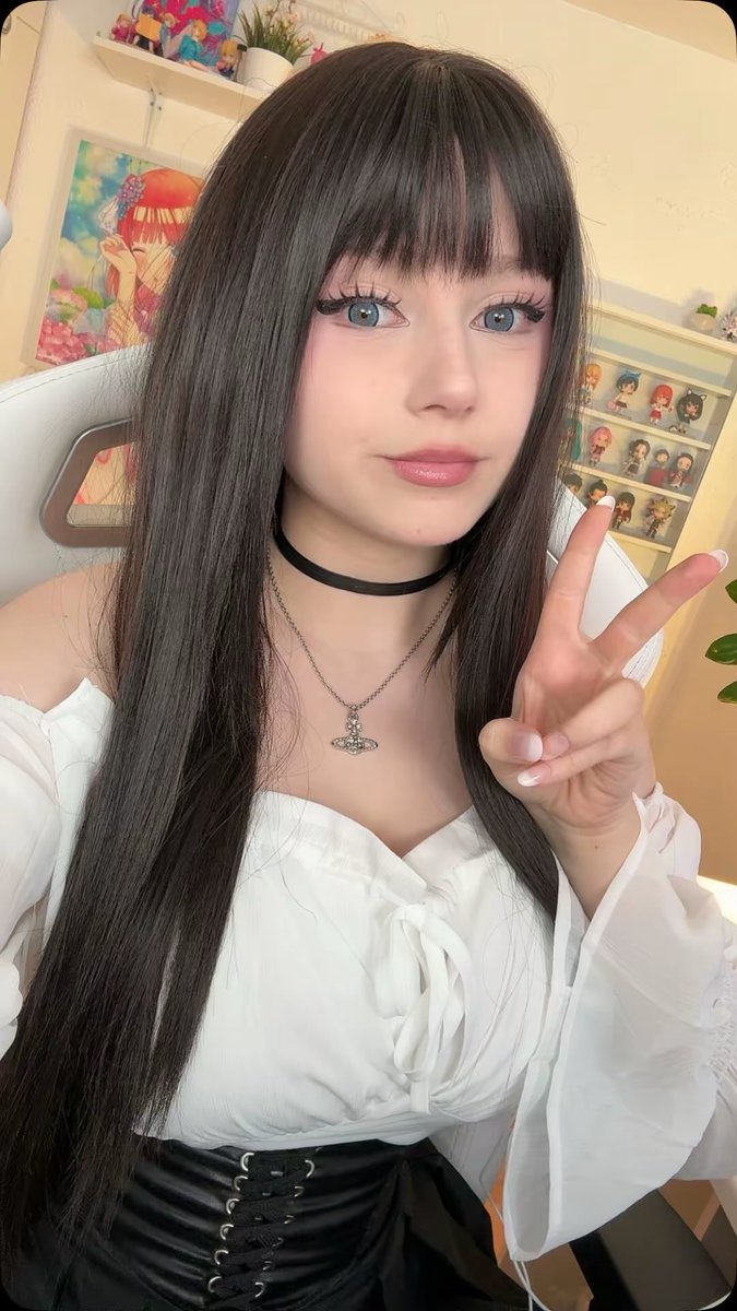 Live now!! Playing games with Celebi later 🫶🏻🫶🏻
twitch.tv/upminaa