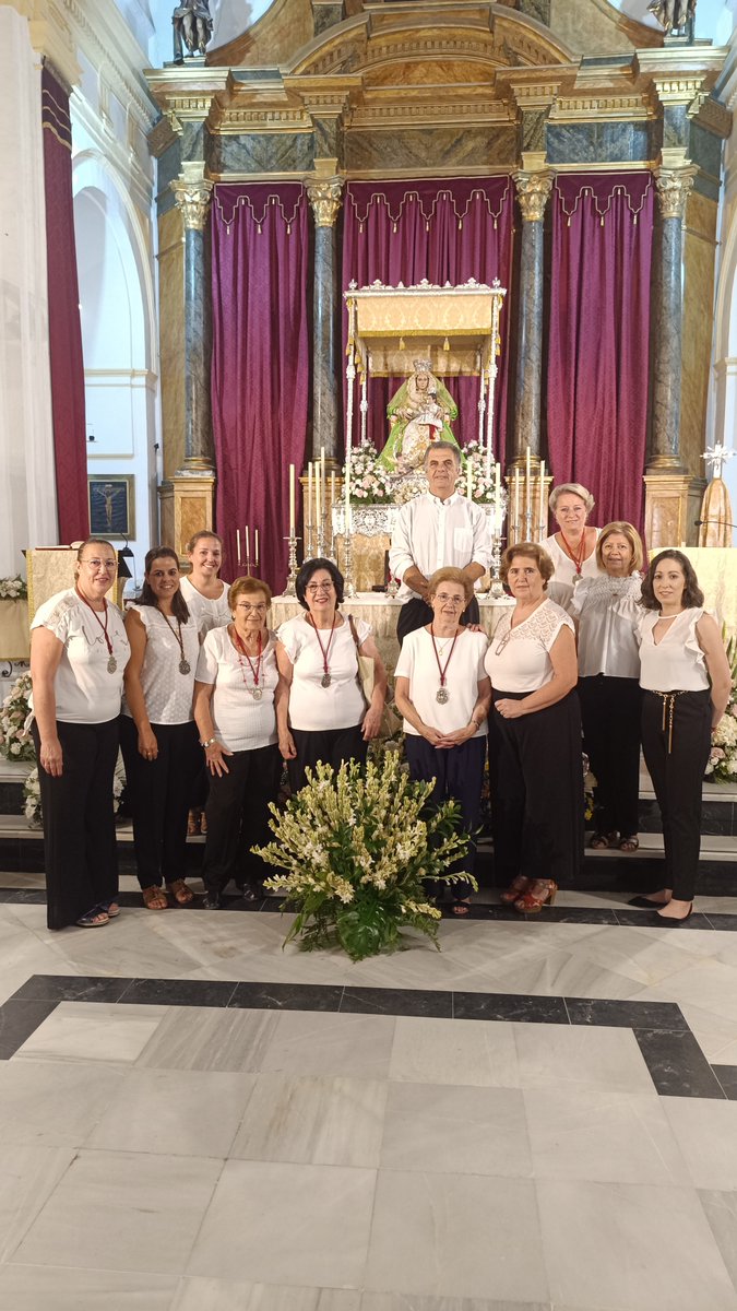 CoroSoledad_'s tweet photo. 🔴 Los días 6 y 12 de septiembre, tuvimos el privilegio de brindar nuestro acompañamiento musical el último día de la novena y la Misa de Acción de Gracias en conmemoración del día de la Santísima Virgen de Fuente Clara, respectivamente, Patrona de Aznalcóllar. https://t.co/S2GonWAcRK