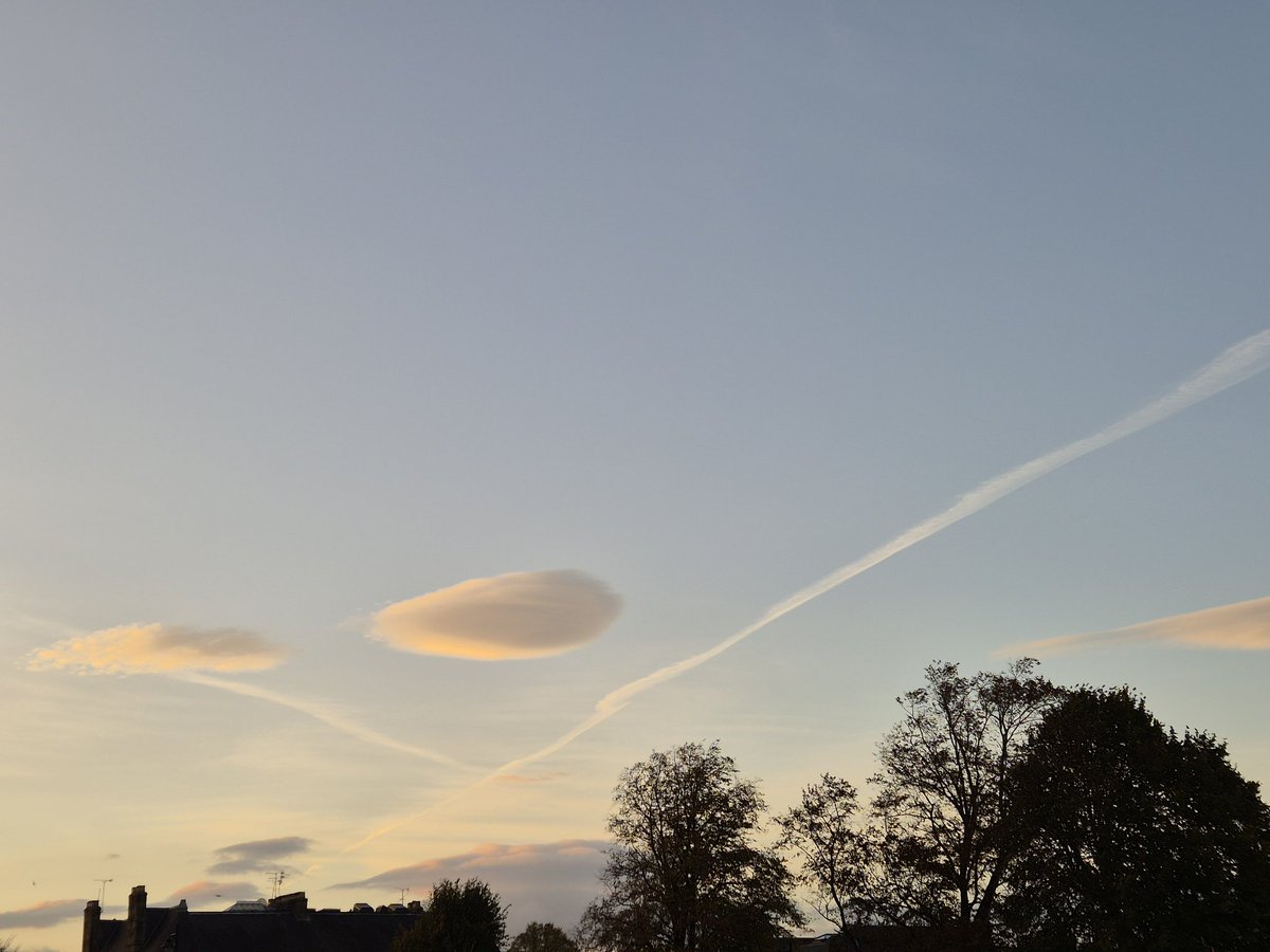 brigidrussell51's tweet image. It was so good to see you, and be alongside you in that #SpacesForListening. These chances for connection are so meaningful and so needed ❤️ Beautiful skies over Scotland this afternoon x