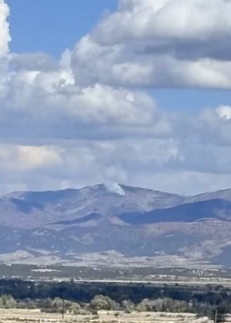 UtahWildfire's tweet image. New 🔥 Start: #WildcatFire - Fishlake NF (Beaver Co.) Est 10 acres. Smoke may be visible from I-70/I-15. Firefighters are working in challenging, inaccessible terrain, with local engine &amp;amp; Initial Attack resources on scene. Cause is under investigation. Do not report. #ffslkmg