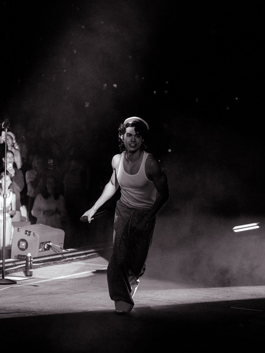 coneworldhq's tweet image. mountain view!!! we had an absolutely perfect night with u!!!
