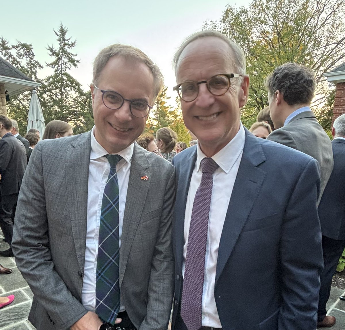 Rob_Oliphant's tweet image. Germany is a close ally and partner on the global stage, including in the G7 and NATO. Pleased to attend a reception with members of the German-Canadian High Level Steering Group. We look forward to deepening our relationship through digital innovation, trade &amp;amp; security.