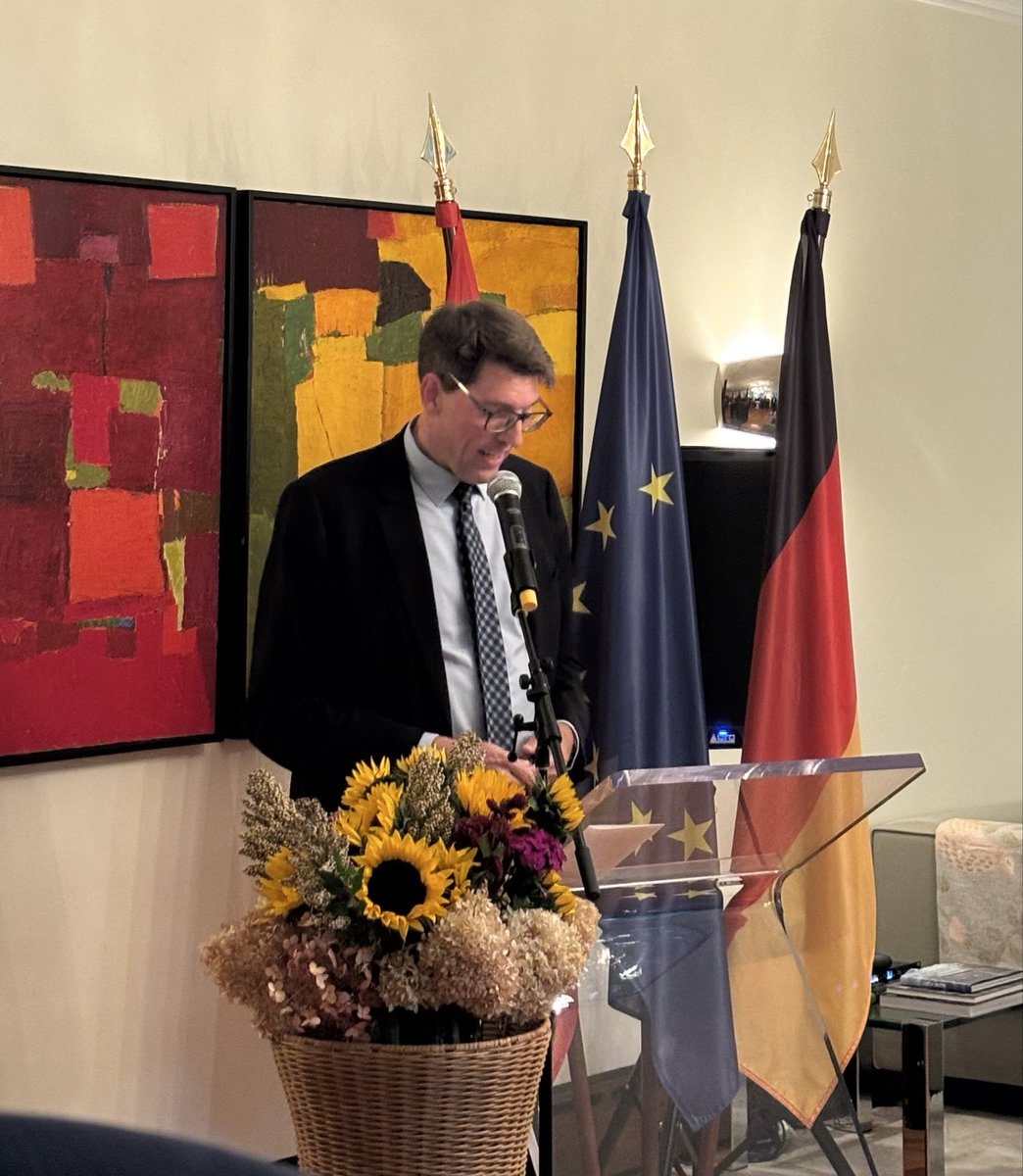 Rob_Oliphant's tweet image. Germany is a close ally and partner on the global stage, including in the G7 and NATO. Pleased to attend a reception with members of the German-Canadian High Level Steering Group. We look forward to deepening our relationship through digital innovation, trade &amp;amp; security.