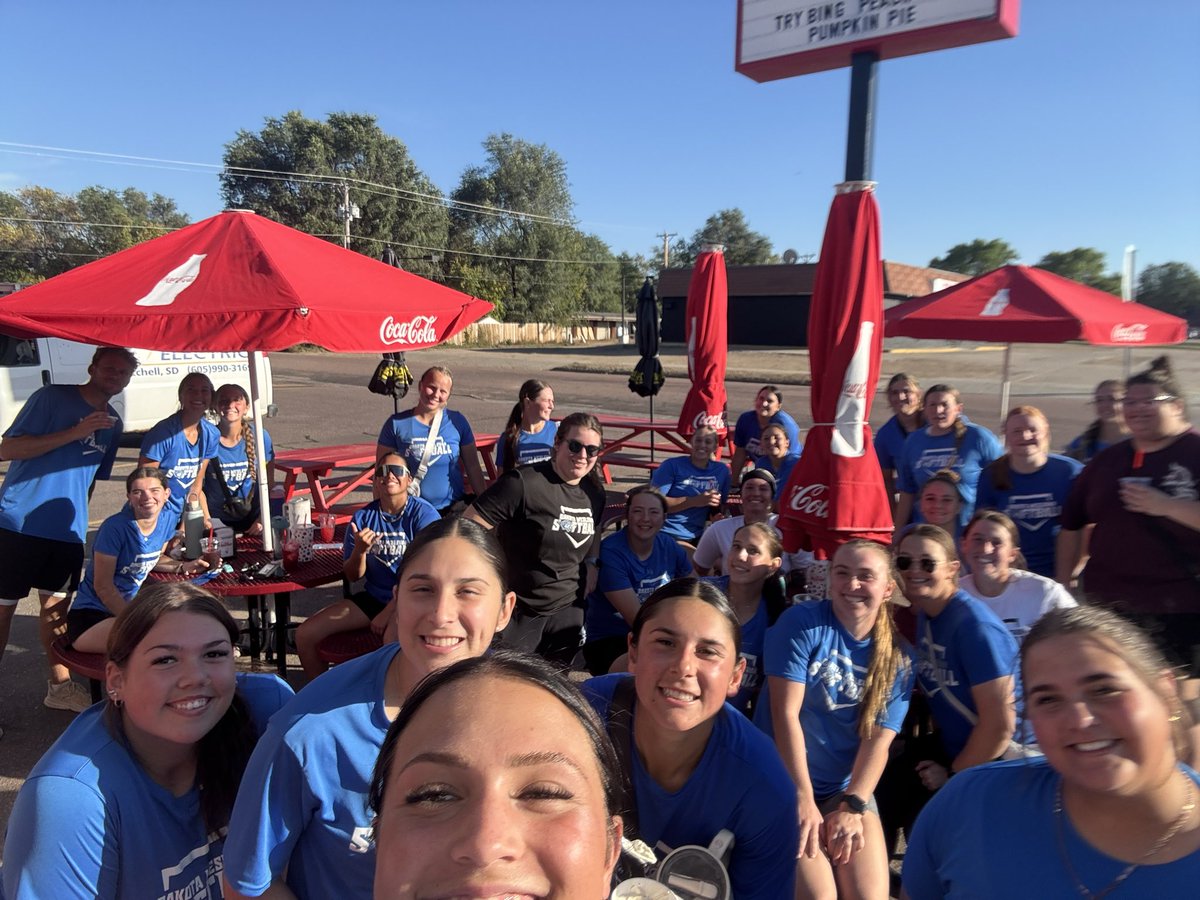 Great week capped off with enjoying some great weather and B&amp;G! Thankful for what I get to be a part of! #DWU