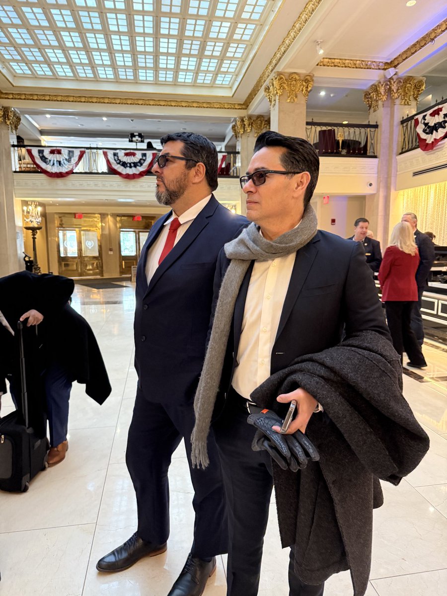 ᴄᴀʀʟᴏs ғᴇʀʀɪɴ tweet media