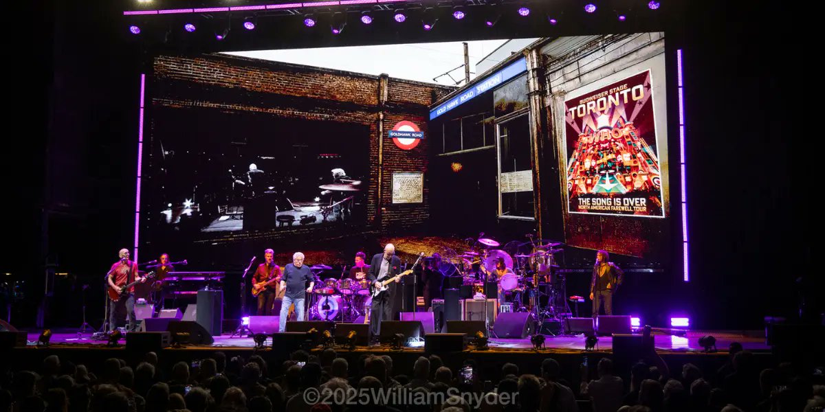 rAVePubs's tweet image. The Who’s North American Farewell Tour runs on @Modulo_Pi’s Modulo Kinetic platform 🎸 powering massive LED and projection displays with perfectly synced video and lighting from Monochrome Project: ravepubs.com/modulo-kinetic…
#AVtweeps