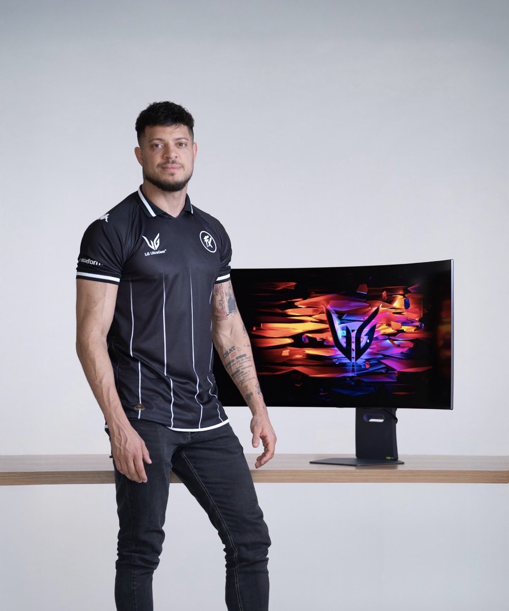 CEROLZERA's tweet image. O novo monitor OLED curvo de 45” polegadas da @LGdoBrasil chegou, filhotes! E é o primeiro 5k2k do mundo para revolucionar o seu game! 😎 #LifesGood #LGUltraGear