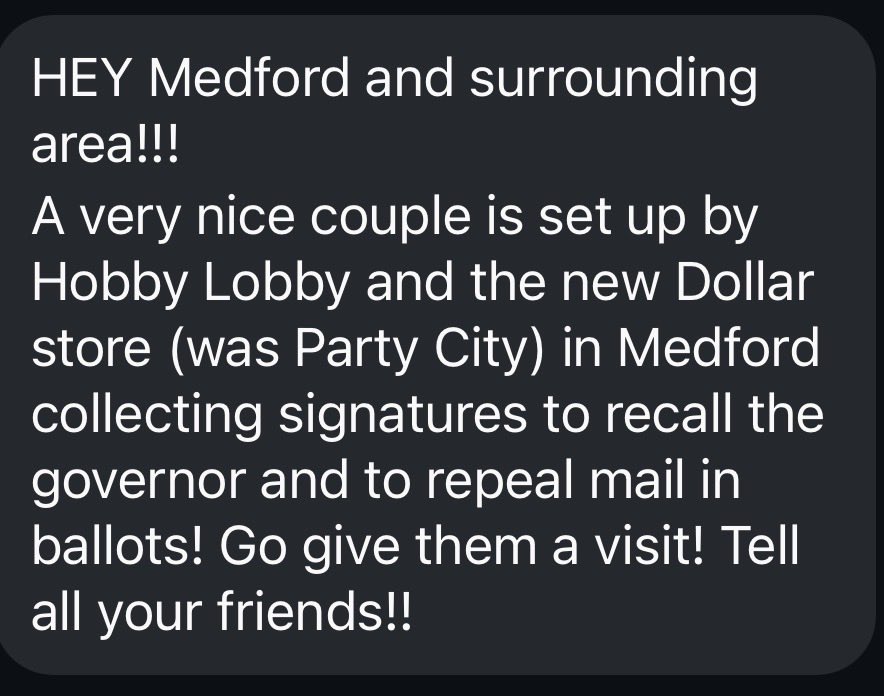 oregoncitizen_'s tweet image. MEDFORD, Oregon - just received this! This couple said they will continue to be at this location ⬇️