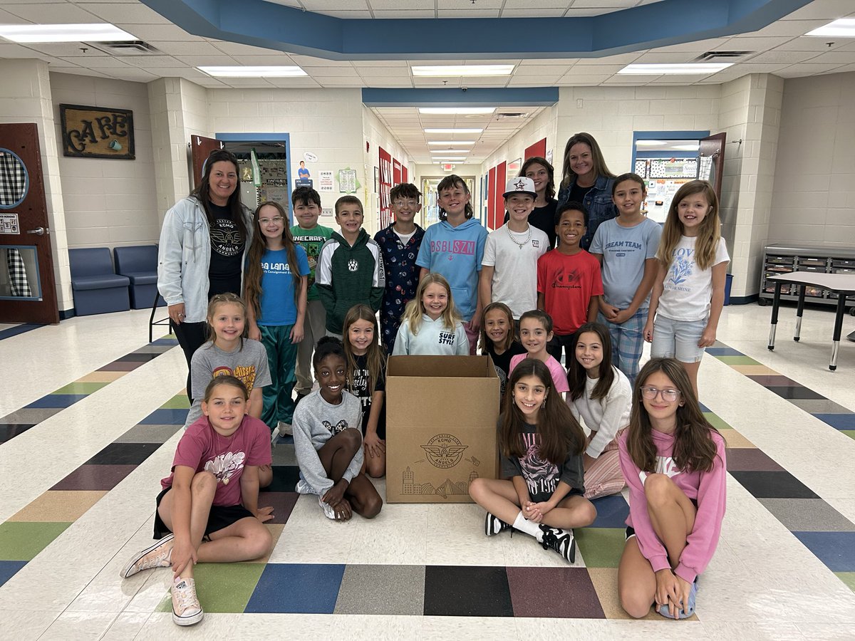 Our <a href="/WHWildcats/">Warren Hills Elementary</a> stuco learning more about love boxes to support the Angel Foundation and foster families in our community! 💚