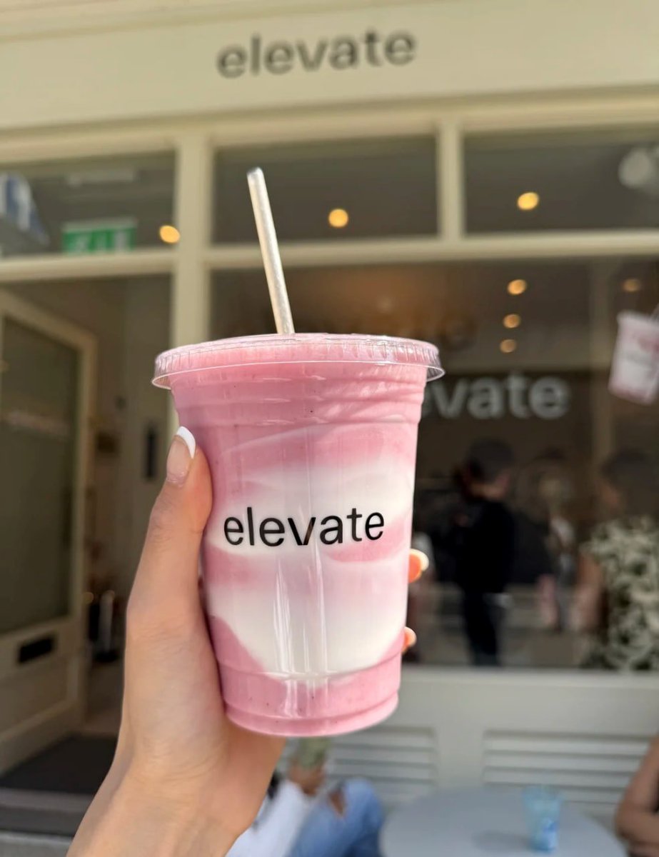 _Isabelle_o's tweet image. Blending happiness, one swirl at a time. ✨