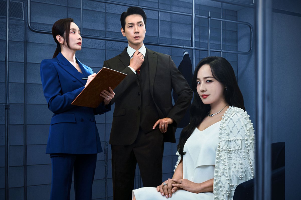 "#FirstLady" Heads Into 2nd Half On Stable Ratings
soompi.com/article/178939…