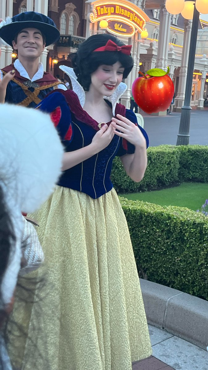Tink_ジェラD専用垢 (@tinkd7) on Twitter photo 皆様、おはようございます⛅️
今日は風が強いですね🌪️🌬️ お互い無理せずゆったり頑張っていきましょう!!
この前のインパ大人気だった白雪姫と王子様👸🏼🍎
久しぶりのペアで会えて嬉しかったし、もしかして王子様の視線ゲットできたかな⁉︎な一枚です!! 皆様、おはようございます⛅️
今日は風が強いですね🌪️🌬️ お互い無理せずゆったり頑張っていきましょう!!
この前のインパ大人気だった白雪姫と王子様👸🏼🍎
久しぶりのペアで会えて嬉しかったし、もしかして王子様の視線ゲットできたかな⁉︎な一枚です!!