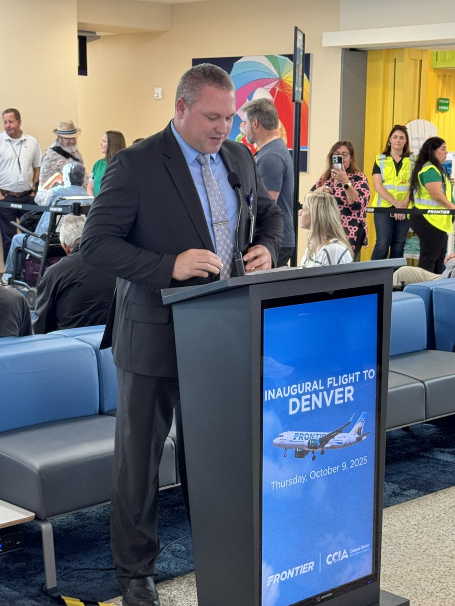 MayorGuajardo's tweet photo. Big news for Corpus Christi! Tonight, we celebrated Frontier Airlinesβ inaugural flight from Corpus Christi to Denver! π
This new nonstop route opens up endless opportunities!
#FrontierAirlines #FlyCCIA #EconomicGrowth #NonstopToDenver #ConnectingCommunities https://t.co/RgsAvvMJWh
