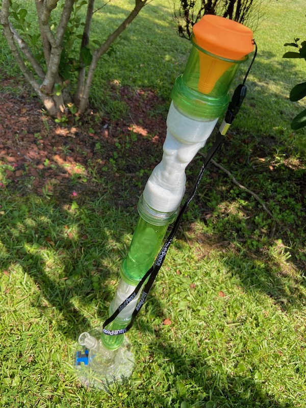 Statuary Body Mod and Coil Perc with a Solid Freezer Mod, Ice Chamber and Mouthpiece in Green with a splash of Orange by Moose Labs

BYOtubes.com