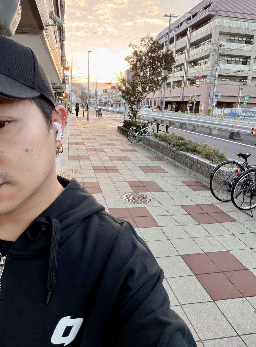 I love this hoodie <a href="/bgyo_ph/">BGYO_PH</a> 

Dalawa nakuha ko, sobrang lasing sa after-party nasuot ko yung hindi pala akin… 😭nagtaka pa ko bakit naka-hoodie na ako papuntang airport. HAHAHA

Akin na lang ba to <a href="/xandreine21/">xandie✨🤍</a>? 😅