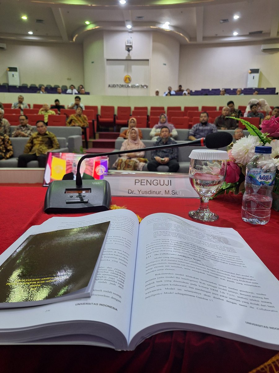 yusdinur75's tweet image. Summa cumlaude..

#FIAUI
#promosidoktor
#universitasindonesia