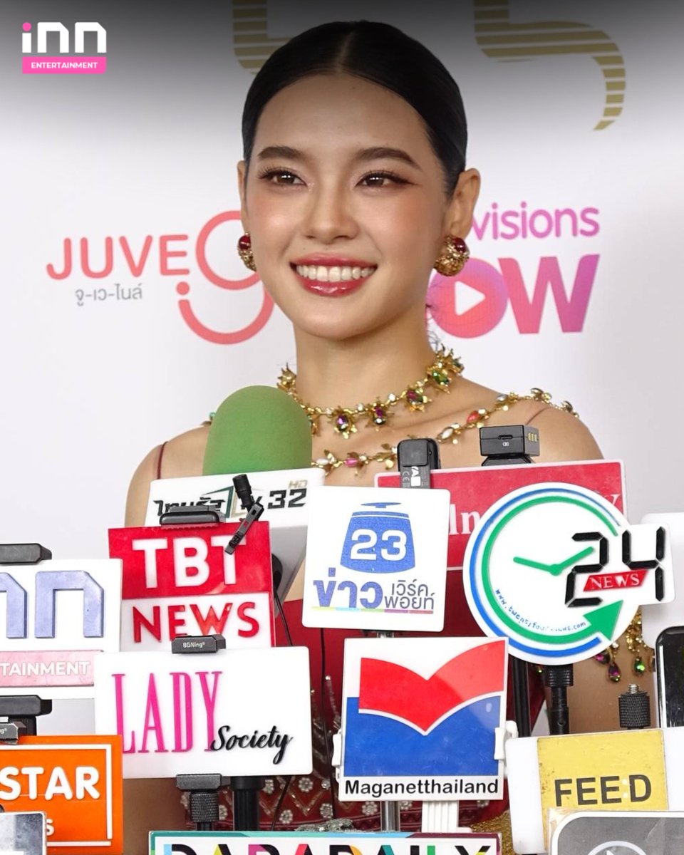 INNNEWS's tweet photo. 📸✨"เฌอปราง อารีย์กุล" ในงานแถลงข่าวเปิดตัวโปรเจคพิเศษซีรีส์ฟอร์มยักษ์ “วันทองไร้ใจ" Live Action นิยายชื่อดังจาก WEBTOON

Cherprang Wanthong
#CherprangAreekul #เฌอปรางอารีย์กุล
#วันทองไร้ใจ #LovelessHeroine
#TrueVisionsNOW #LINEWEBTOON
#INNNEWS https://t.co/8dKHb0Huqy