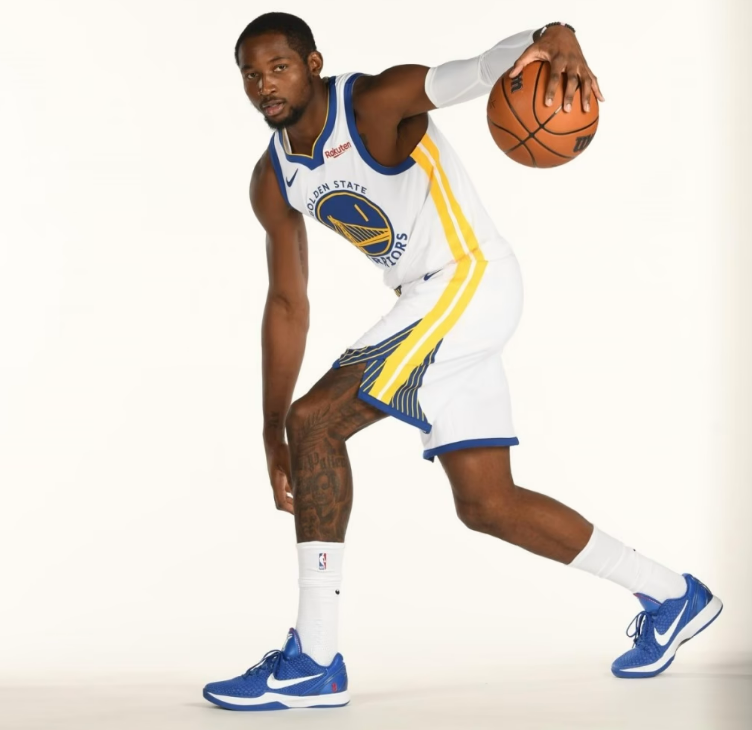 HarrisBarn69817's tweet photo. After a summer of tense negotiations, Kuminga and the Warriors finally reach an agreement. No more speculation—he's locked in and ready to prove his worth on the court. What a ride! #GoldenState #Basketball https://t.co/3fehv1ZvmH