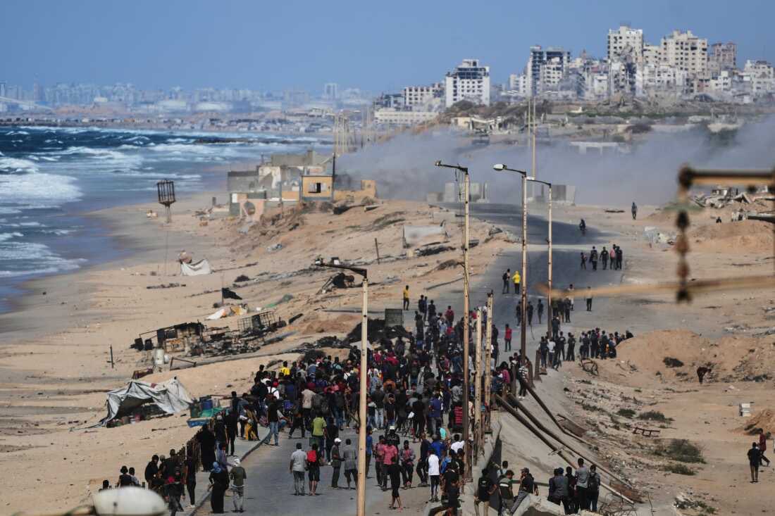 CebeAshfaq's tweet photo. Hamas’ Miscalculations and Their Implications on Gaza and the World 🧵

The events following Hamas’s Oct 7 offensive revealed a tragic blend of courage and miscalculation. What began as a symbol of defiance soon turned into one of the darkest humanitarian crises in modern history https://t.co/n0gBIcZjBy