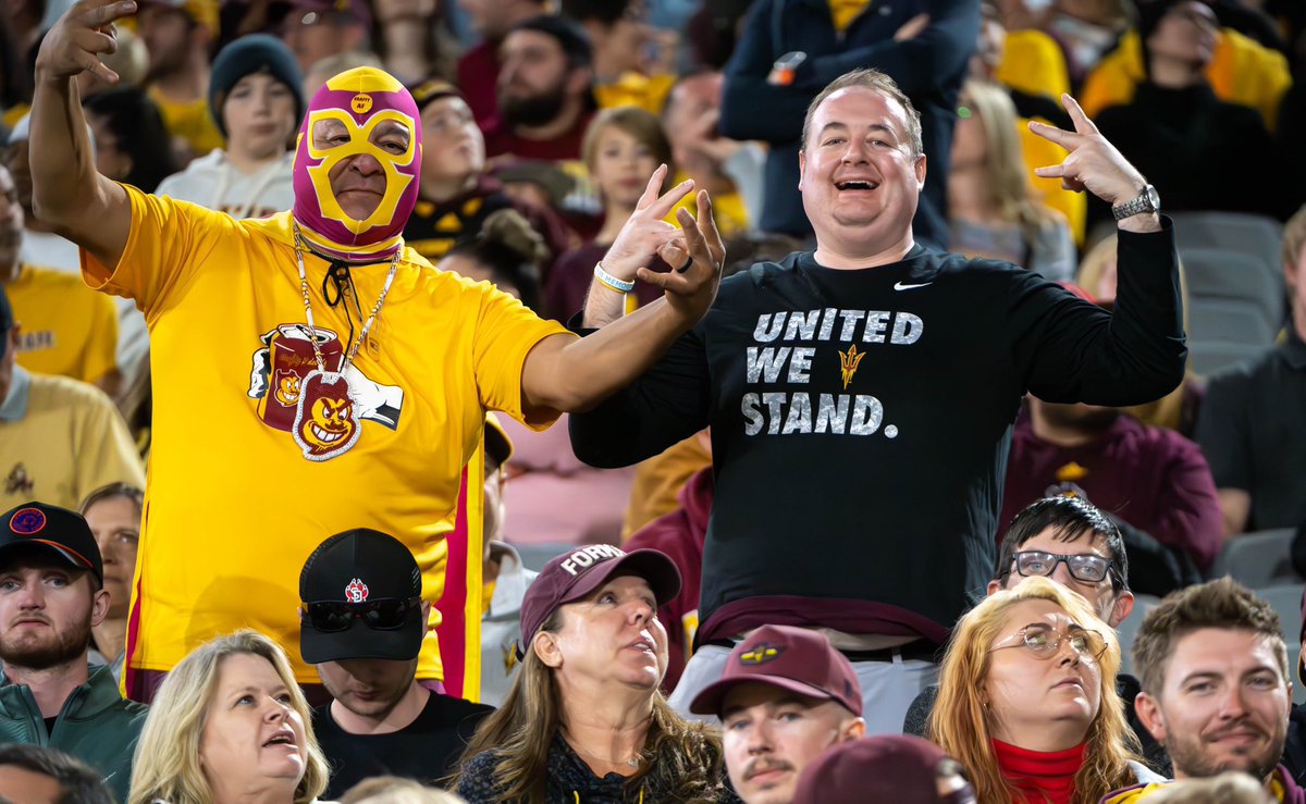 andrewtaylor09's tweet image. Happy to the 🐐 himself, @rez_devil!! Thanks for all you do for your #SunDevilFamily - and for keeping #ASUTwitter fun! Have a great one, Rez!! 😈🔱🍻 #GoDevils #ForksUp #RezDevil 📸: @PhotoSilvas