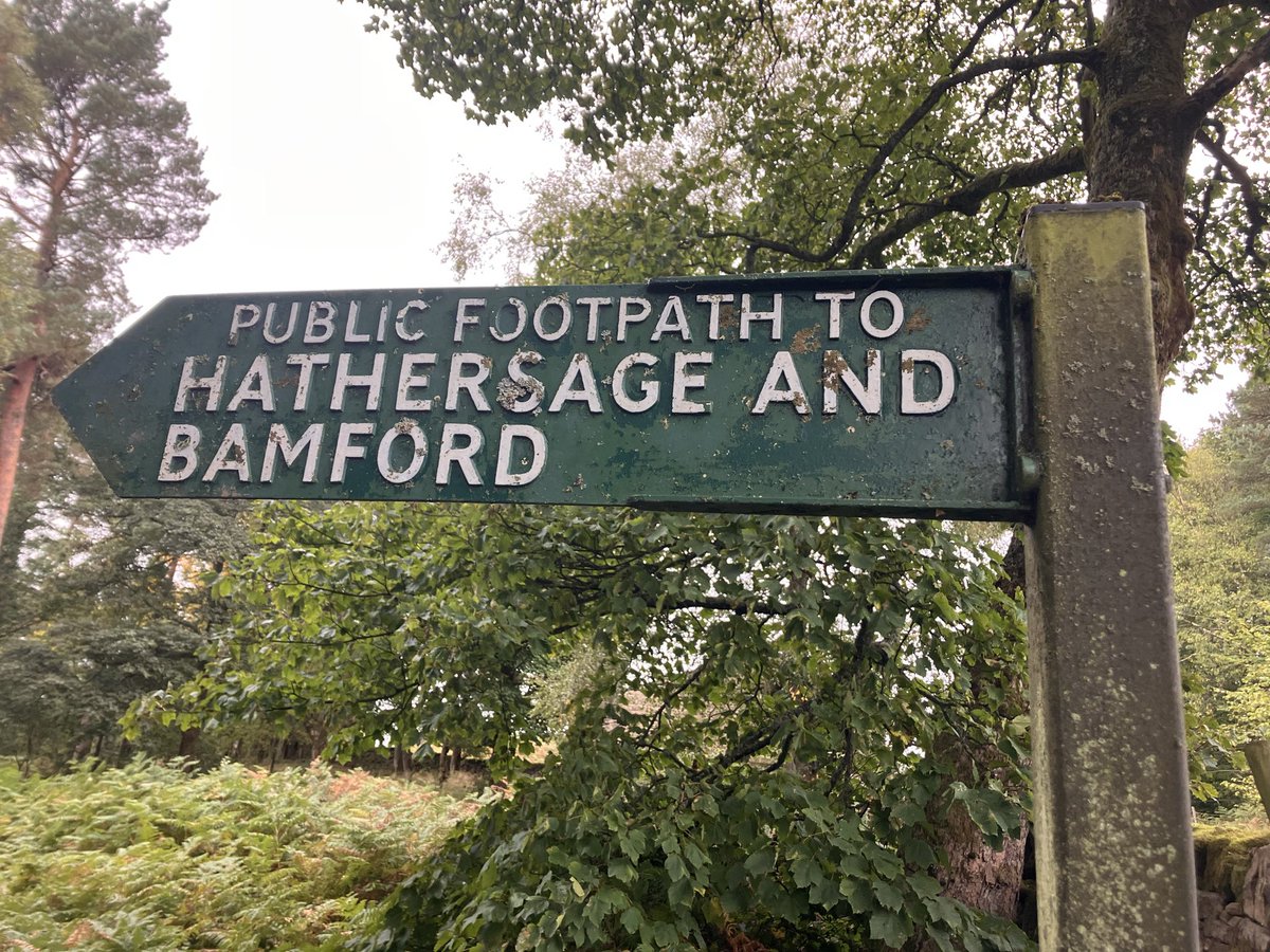 Love clear signage ❤️ #fingerpostfriday