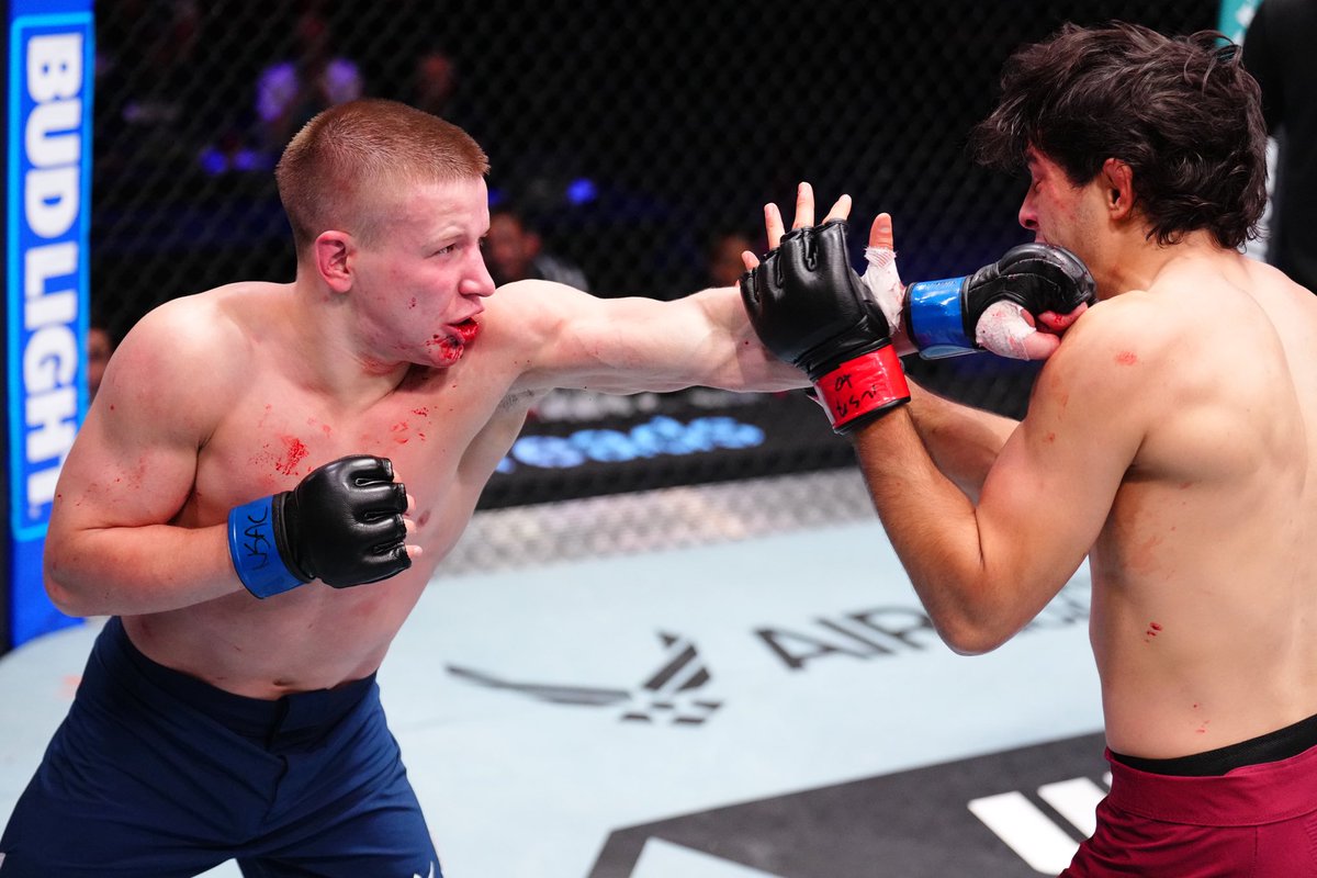 mark_vologdin's tweet image. Thank you @danawhite for accepting our job applications. 

@ufc #DWCS