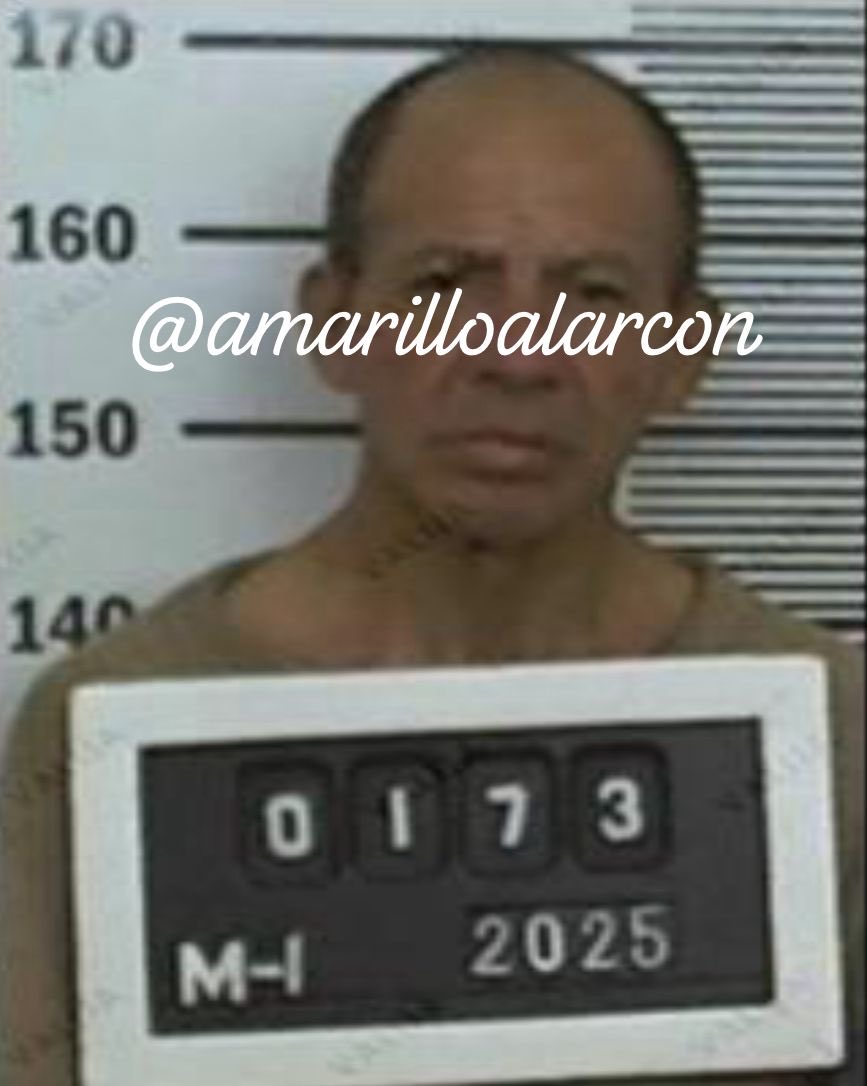 amarilloalarcon's tweet image. ‼️ Héctor Hinojosa Viña, de 56 años, se metió a 
#Robar al local 
“FresArte”
En la col. #RomaNorte 
Se llevaba 4 mil varos 
Lo detienen y 
la #Policia 
 que TIENE 10 INGRESOS A LA #Carcel 

Va por 11ª vez al BOTE ‼️