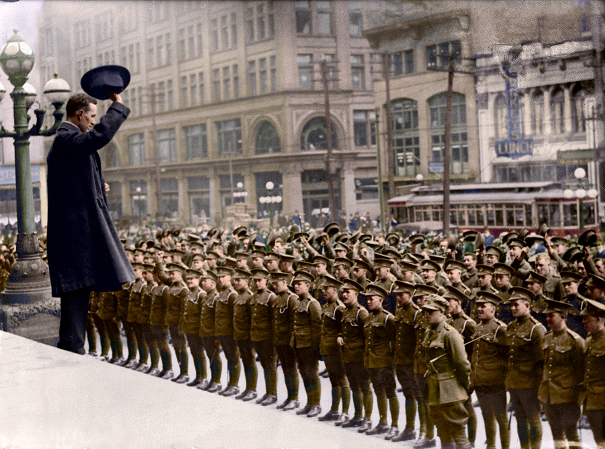 Mayor of Toronto welcoming 53rd Battery C.F.A. after their training at Kingston. (WW1)