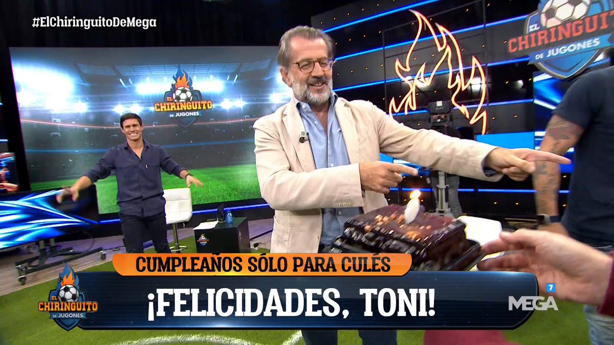 🎂 ¡Hoy es el cumpleaños de <a href="/anagarcees/">Ana Garcés</a> y de <a href="/tonifreixa/">Toni Freixa</a>! 🎂

 😉 ¡Muchísimas felicidades, amigos!
