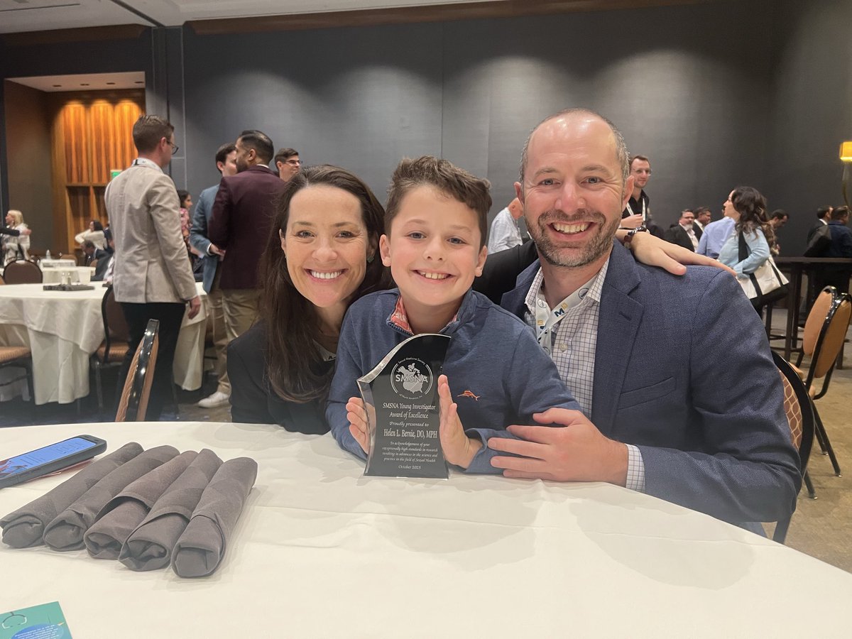 Couldn’t ask for a better mentor! Huge congrats to <a href="/drhelenbernie/">Helen L. Bernie</a> on being awarded the SMSNA Young Investigator Award of Excellence! so well deserved! I’m so happy for you! 🎉👏 🚀